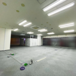 Empty and ready office at ITM-4F-H1