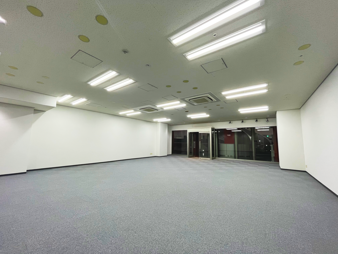 Inside view of 4F-H3