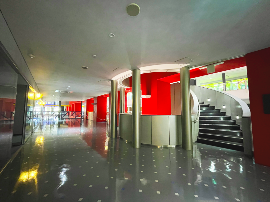 Outside and corridor view near 4F-H3
