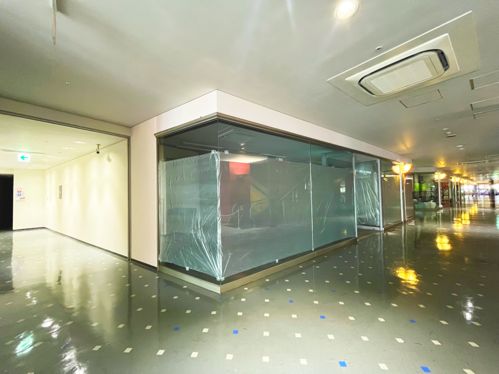 Outside corridor of ITM-5F-G1